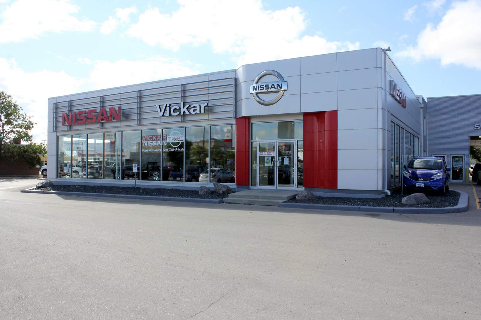 Vickar Nissan-0003