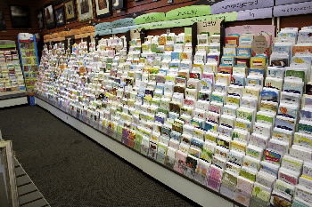 02-HULL'S Family Bookstores